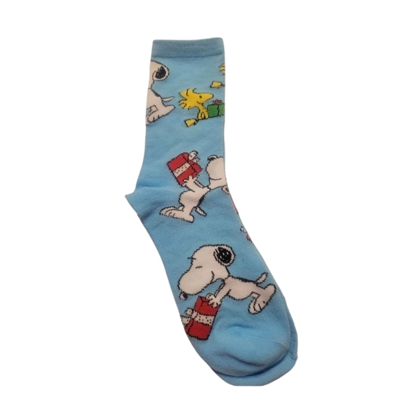 Holiday🌲Snoopy Socks🌲🤶 2 Pair Ankles 2 Pair Footies‼️ - Picture 2 of 9